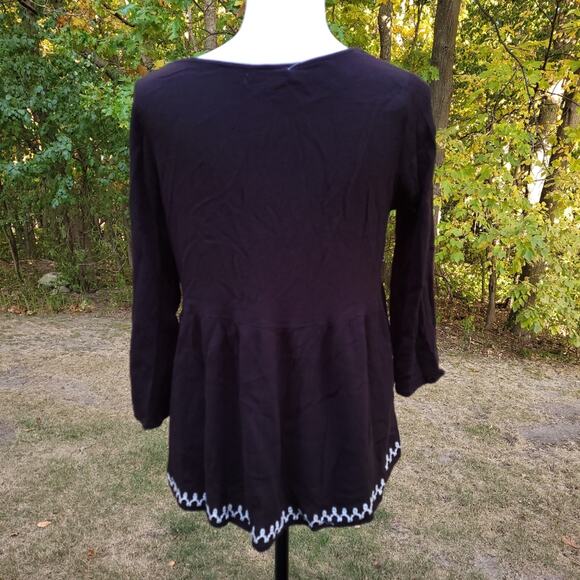Maurices Black Boho Top with White Embroidery size Medium - Picture 7 of 12